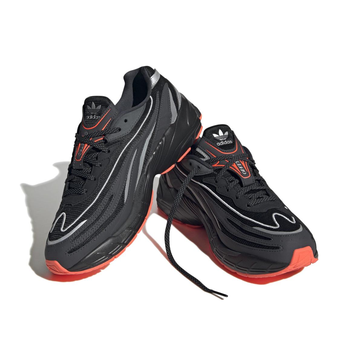 product/2/0/2025_08_adidas_gz9692_6_footwear_photography_front_lateral_top_view_white.jpg