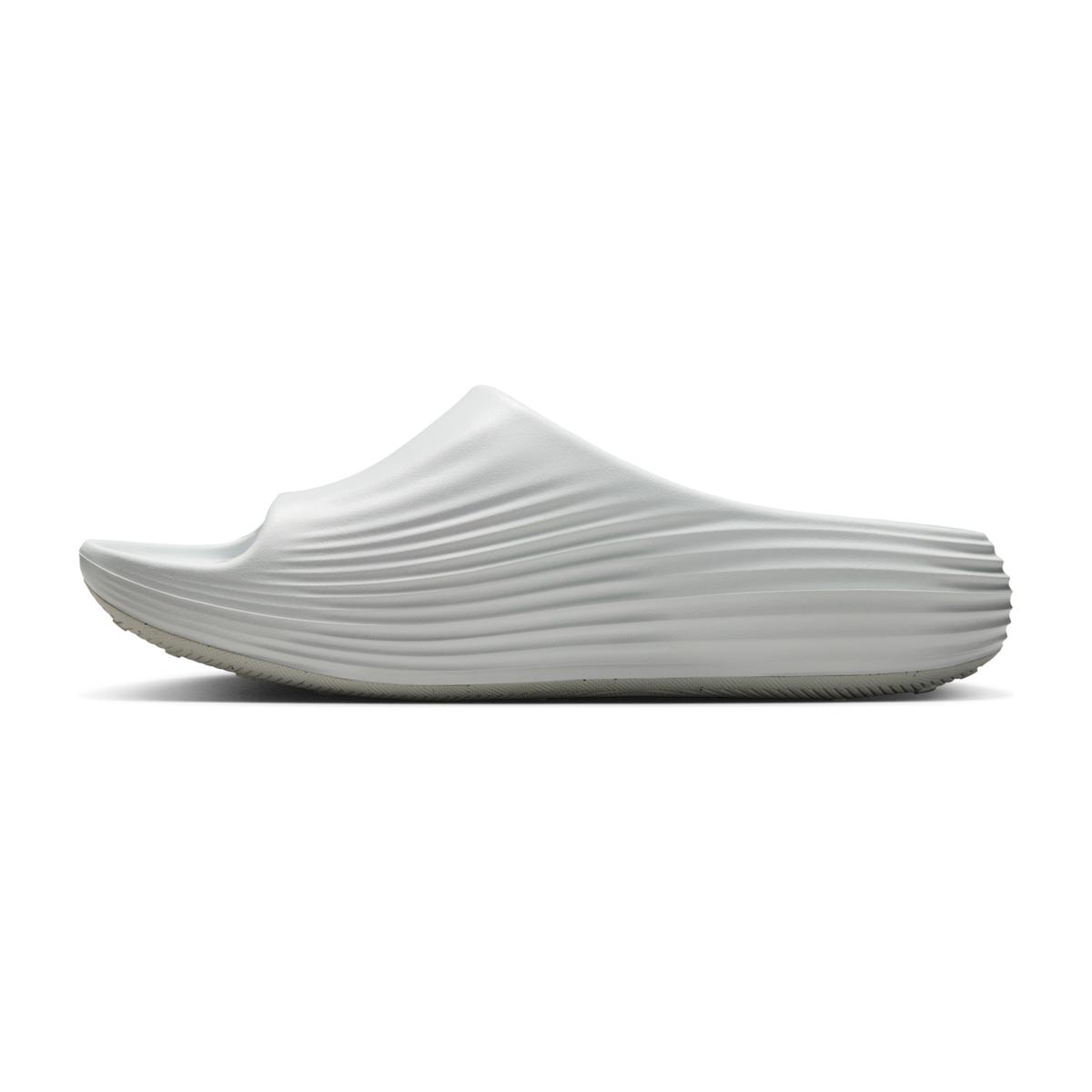 product/2/0/2025_08_nike_hv4479-100-phslh001.jpg