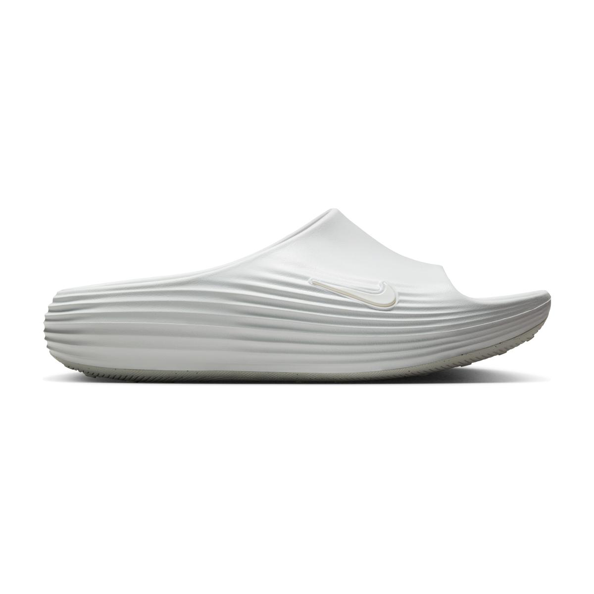 product/2/0/2025_08_nike_hv4479-100-phsrh000.jpg