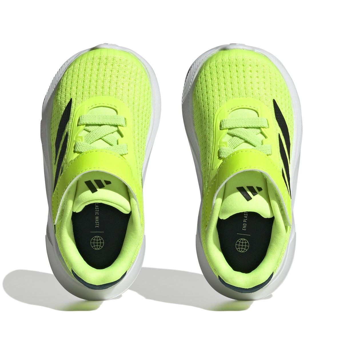 product/2/0/2025_09_adidas_ig2431_3_footwear_photography_top_portrait_view_white.jpg