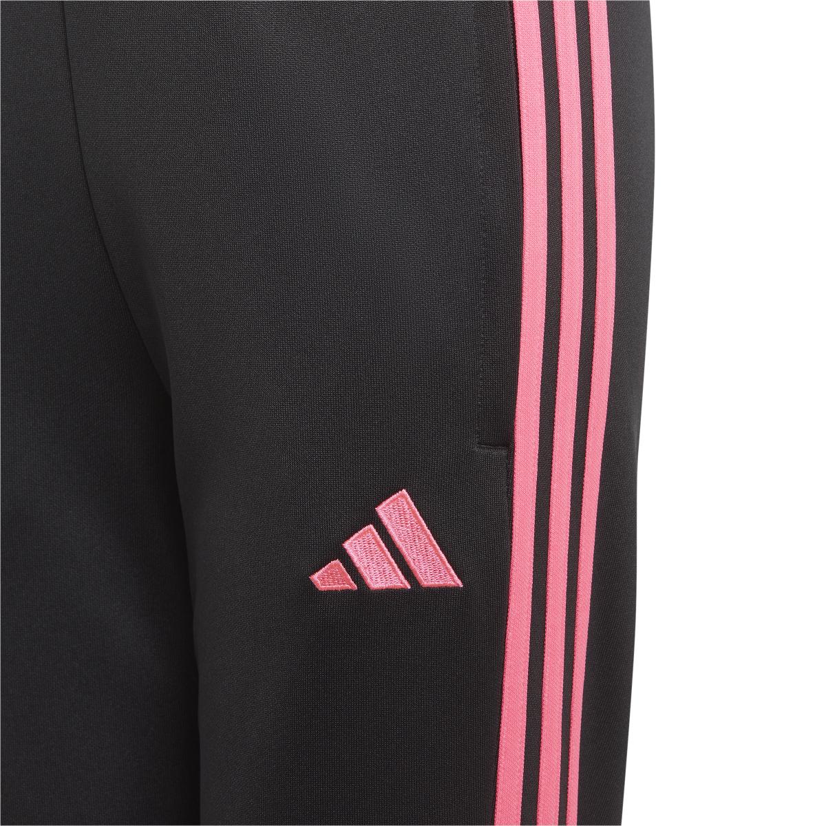 product/2/0/2025_09_adidas_il9558_6_apparel_photography_detail_view_3_white.jpg