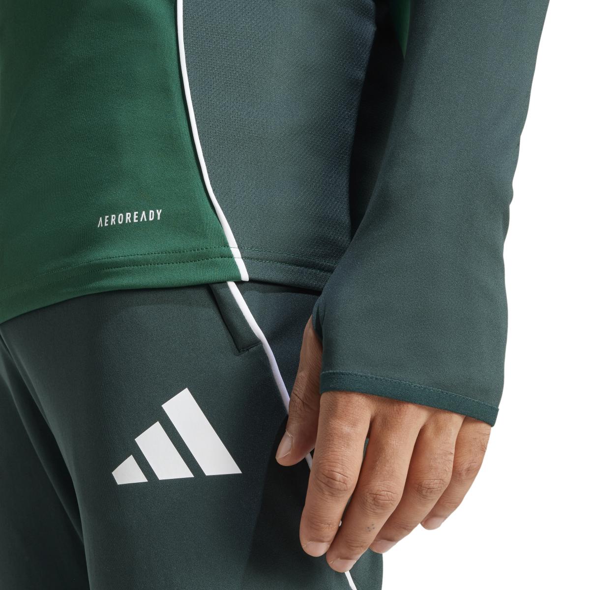 product/2/0/2025_09_adidas_ji8938_9_apparel_on_model_detail_view_2_white.jpg