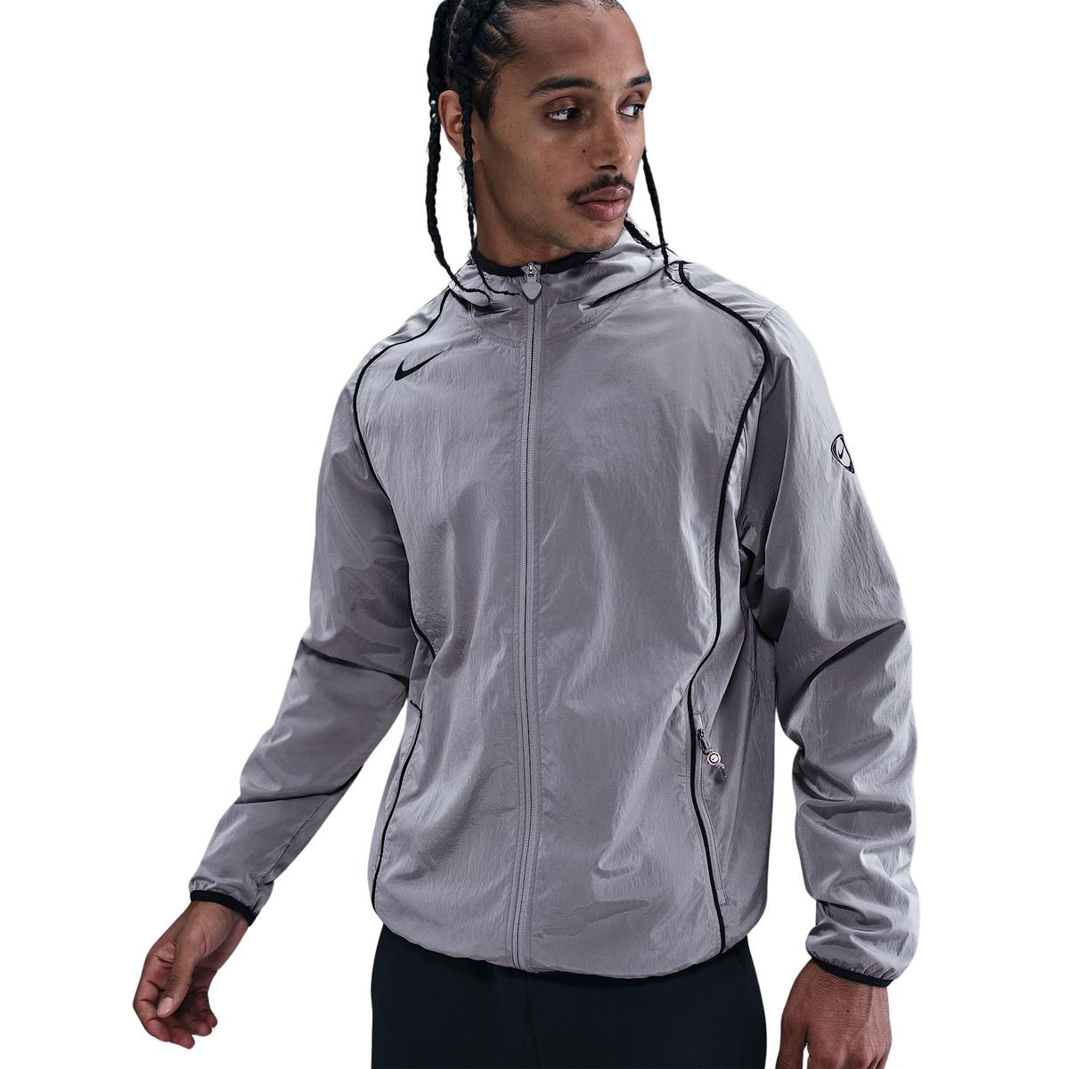 product/2/0/2025_10_nike_hv6406-043_0.jpg