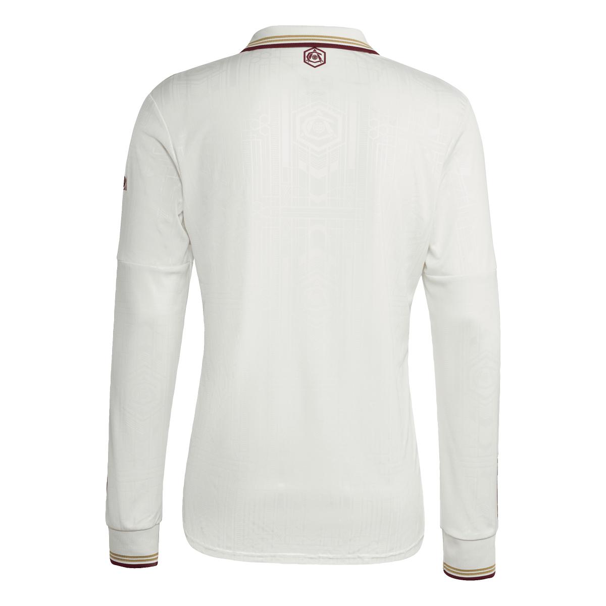 product/2/0/2025_adidas_ji9524_2_apparel_photography_back_center_view_transparent.jpg