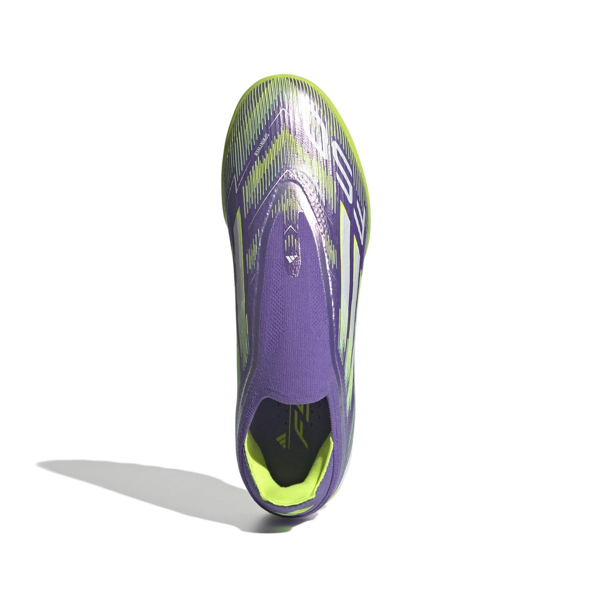 product/2/0/2025_adidas_jr9330_2_footwear_photography_top_portrait_view_white.jpg