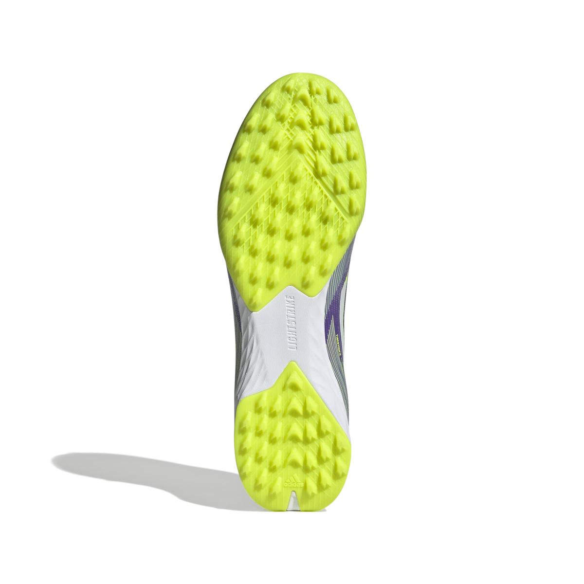product/2/0/2025_adidas_jr9330_3_footwear_photography_bottom_view_white.jpg