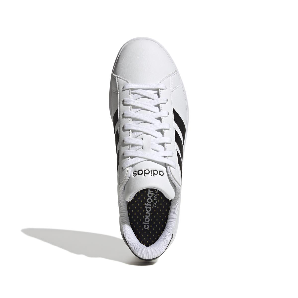 product/a/d/adidas-originals_gw9195_3_footwear_photography_top_portrait_view_white_000.jpg