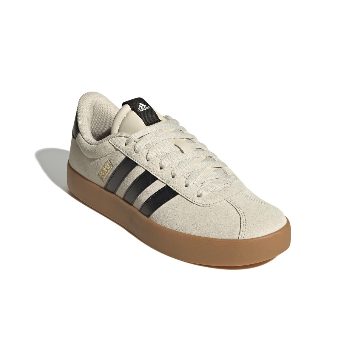 product/a/d/adidas-originals_jr2222_6_footwear_photography_front_lateral_top_view_white.jpg