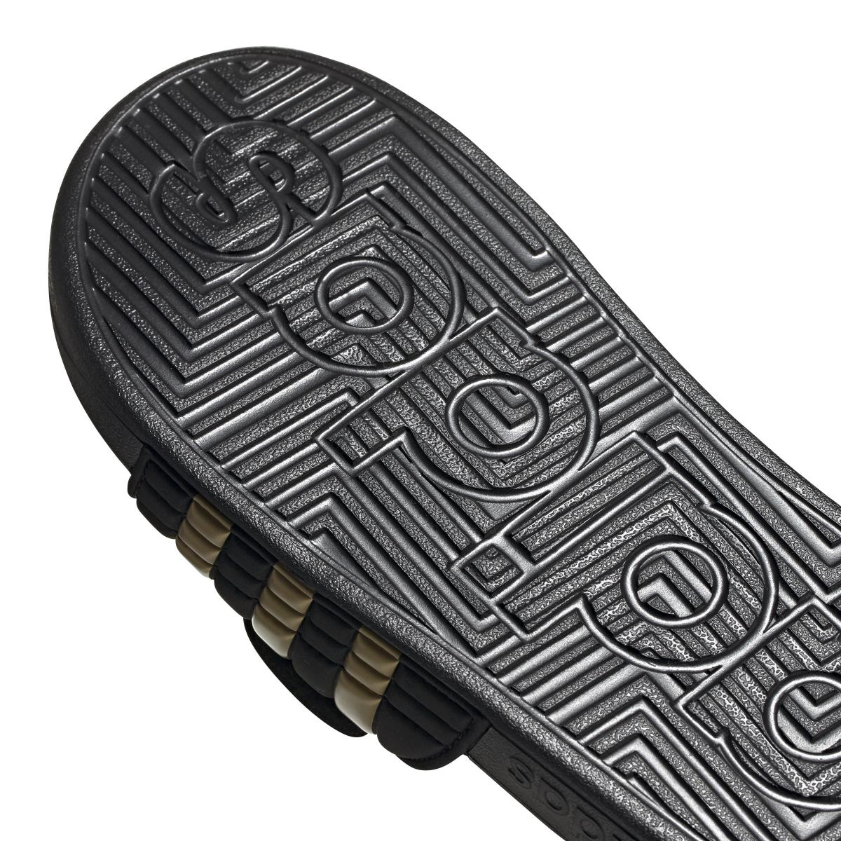 product/a/d/adidas_eg6517_10_footwear_photography_detail_view_3_white-nw031524.jpg