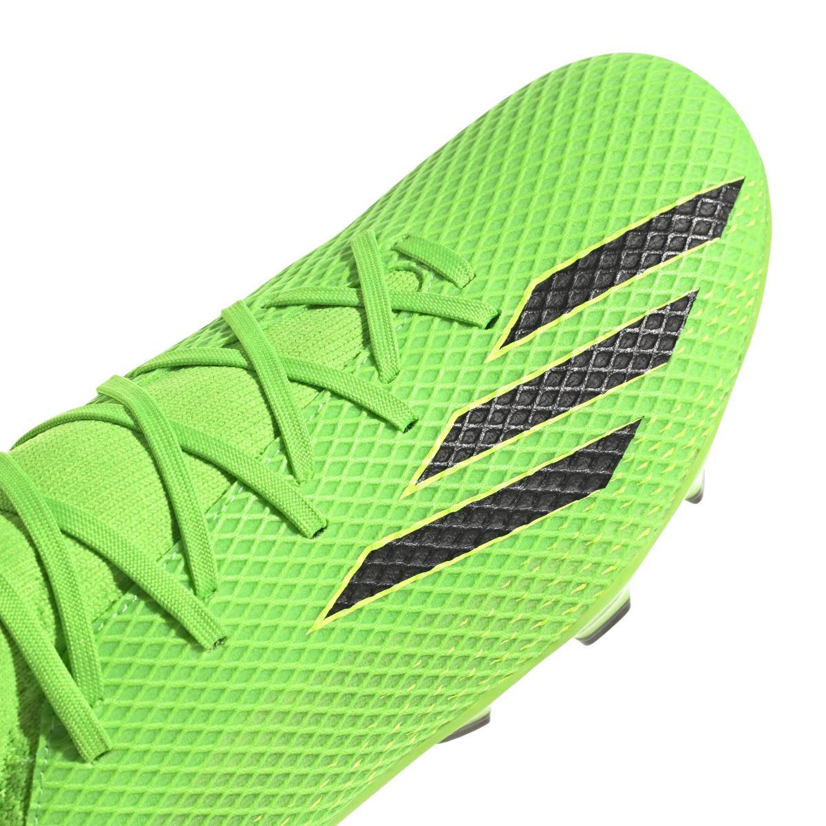 product/a/d/adidas_gw8478_8_footwear_photography_detail_view_2_white.jpg