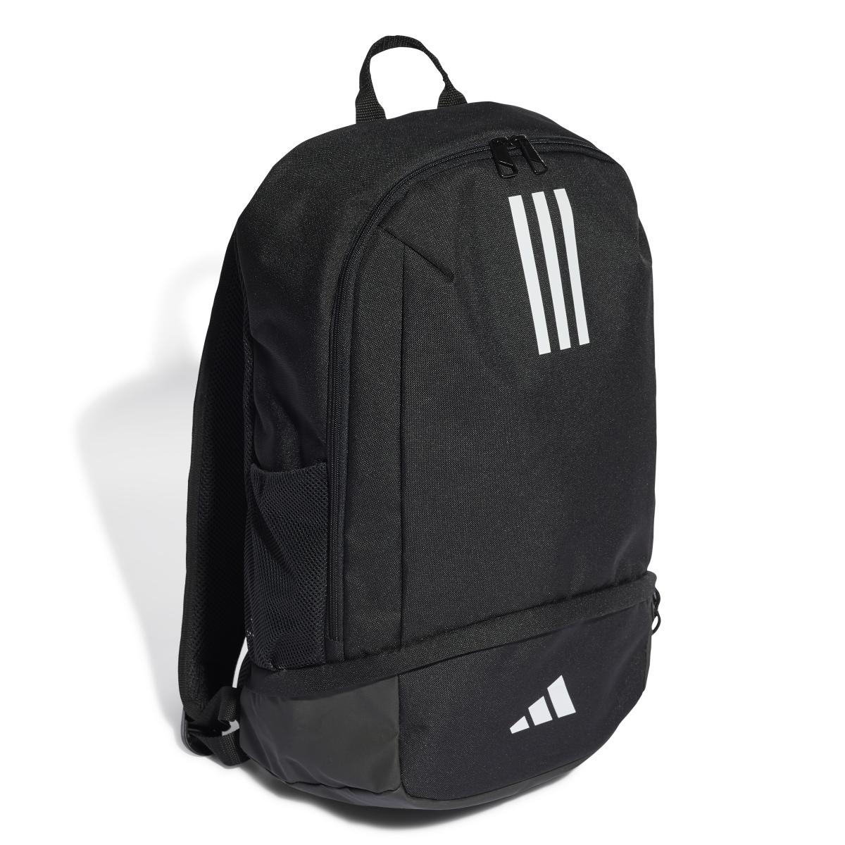 product/a/d/adidas_hs9758_3_hardware_photography_front_side_lateral_view_white.jpg