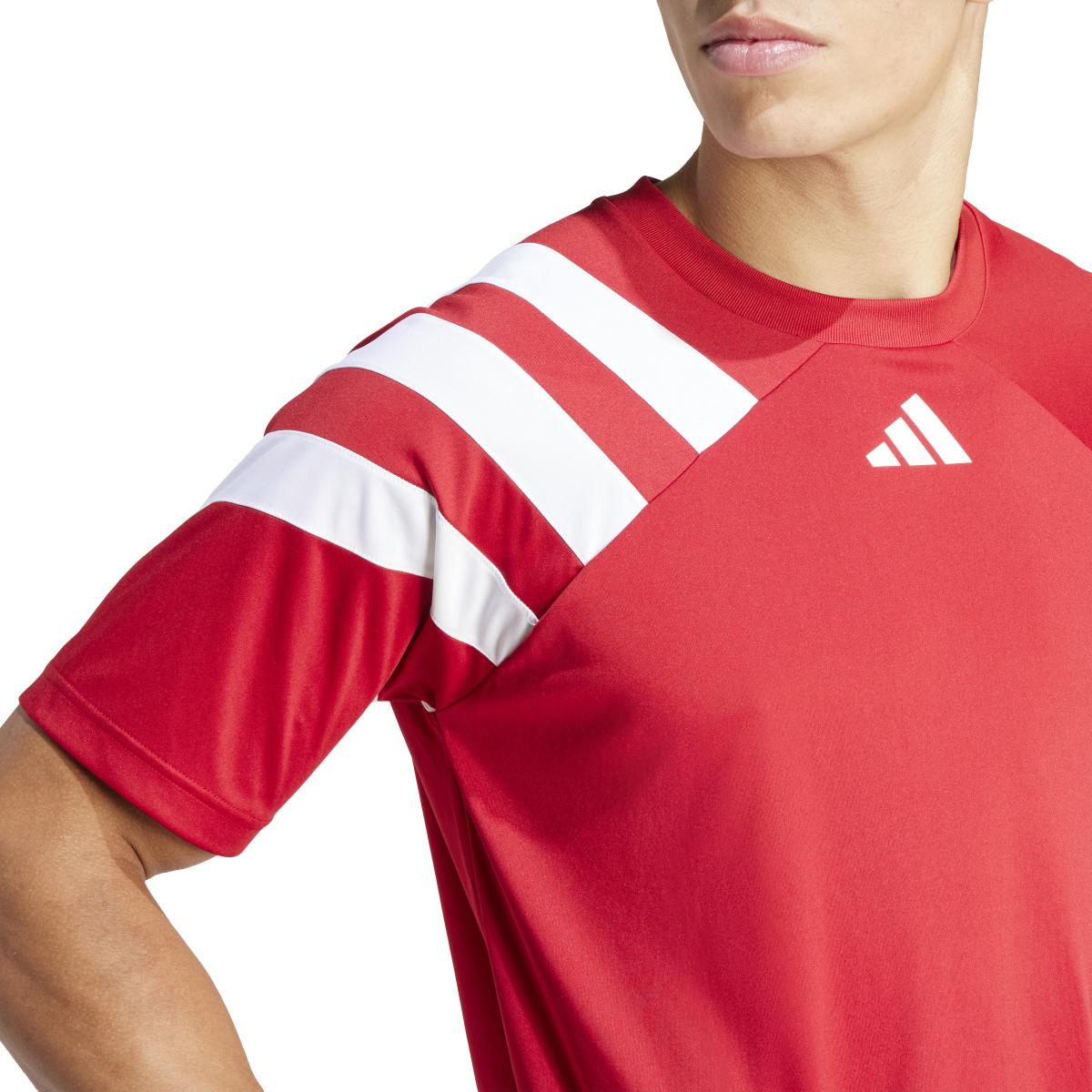 product/a/d/adidas_hy0571_9_apparel_on_model_detail_view_2_white.jpg