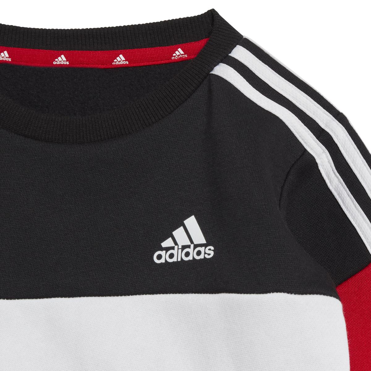 product/a/d/adidas_ia3125_2_apparel_photography_detail_view_1_white.jpg