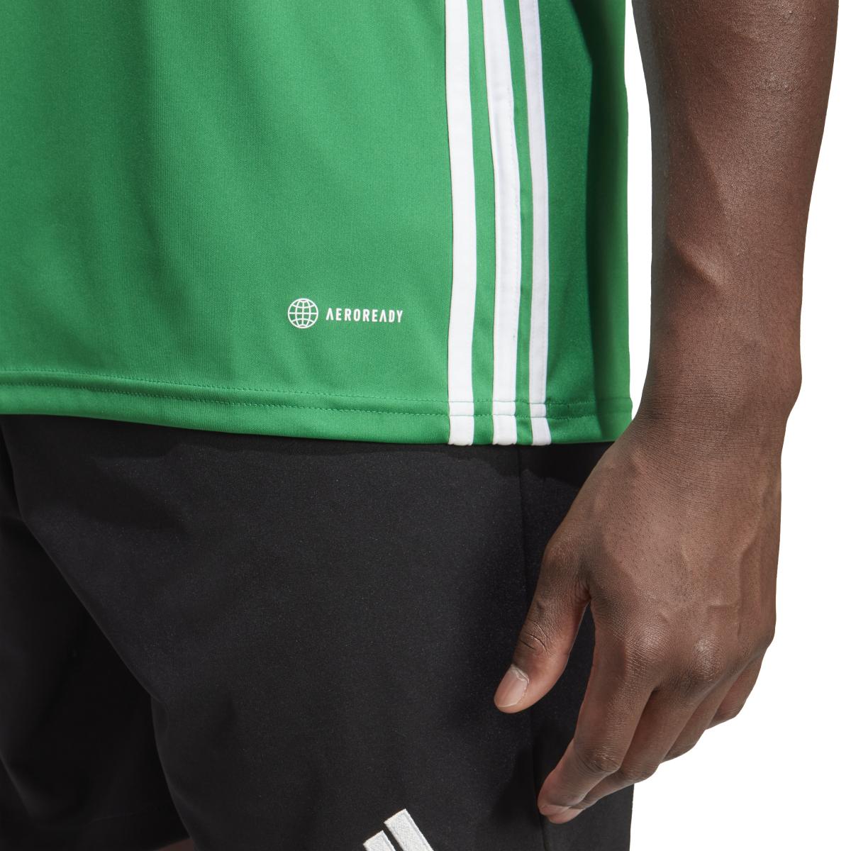 product/a/d/adidas_ia9147_10_apparel_on_model_detail_view_2_white.jpg