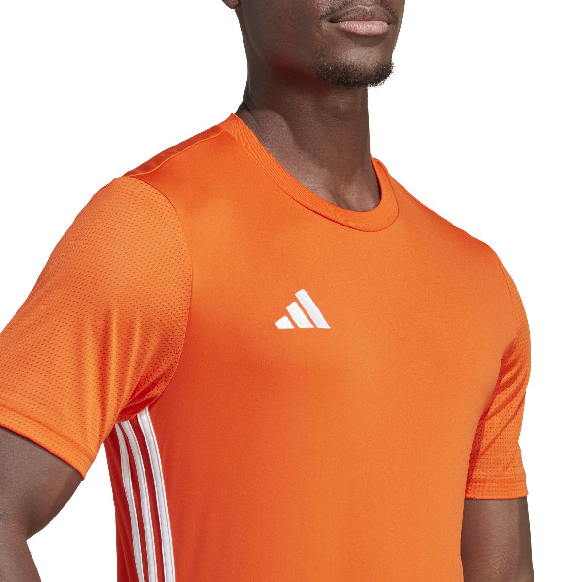 product/a/d/adidas_ib4927_9_apparel_on_model_detail_view_1_white.jpg