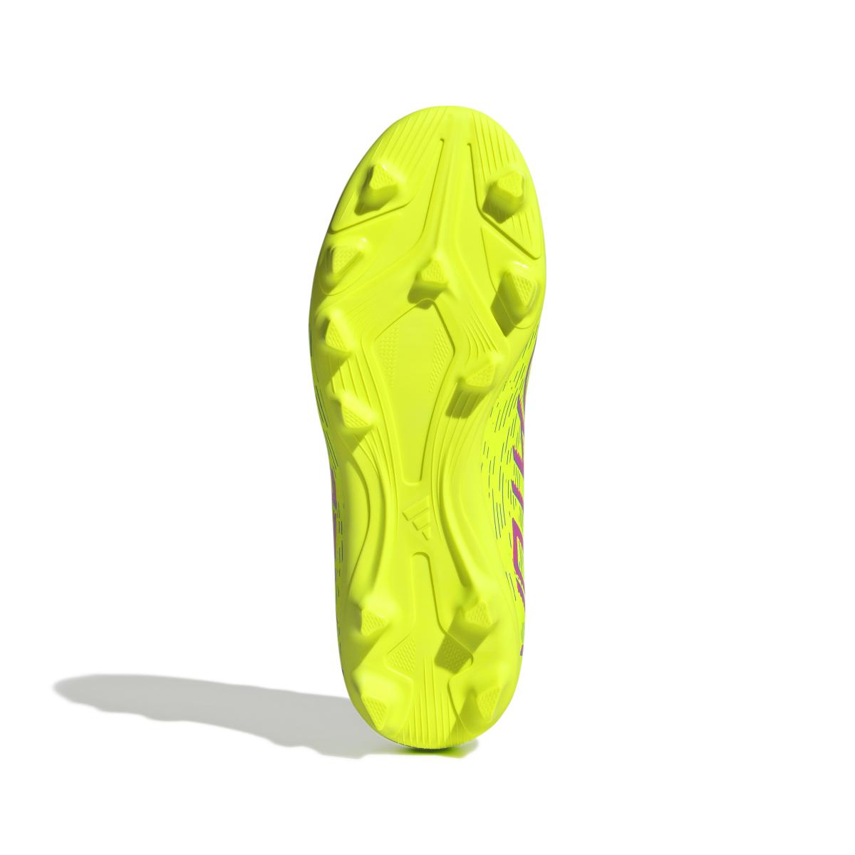 product/a/d/adidas_id3811_3_footwear_photography_bottom_view_white.jpg