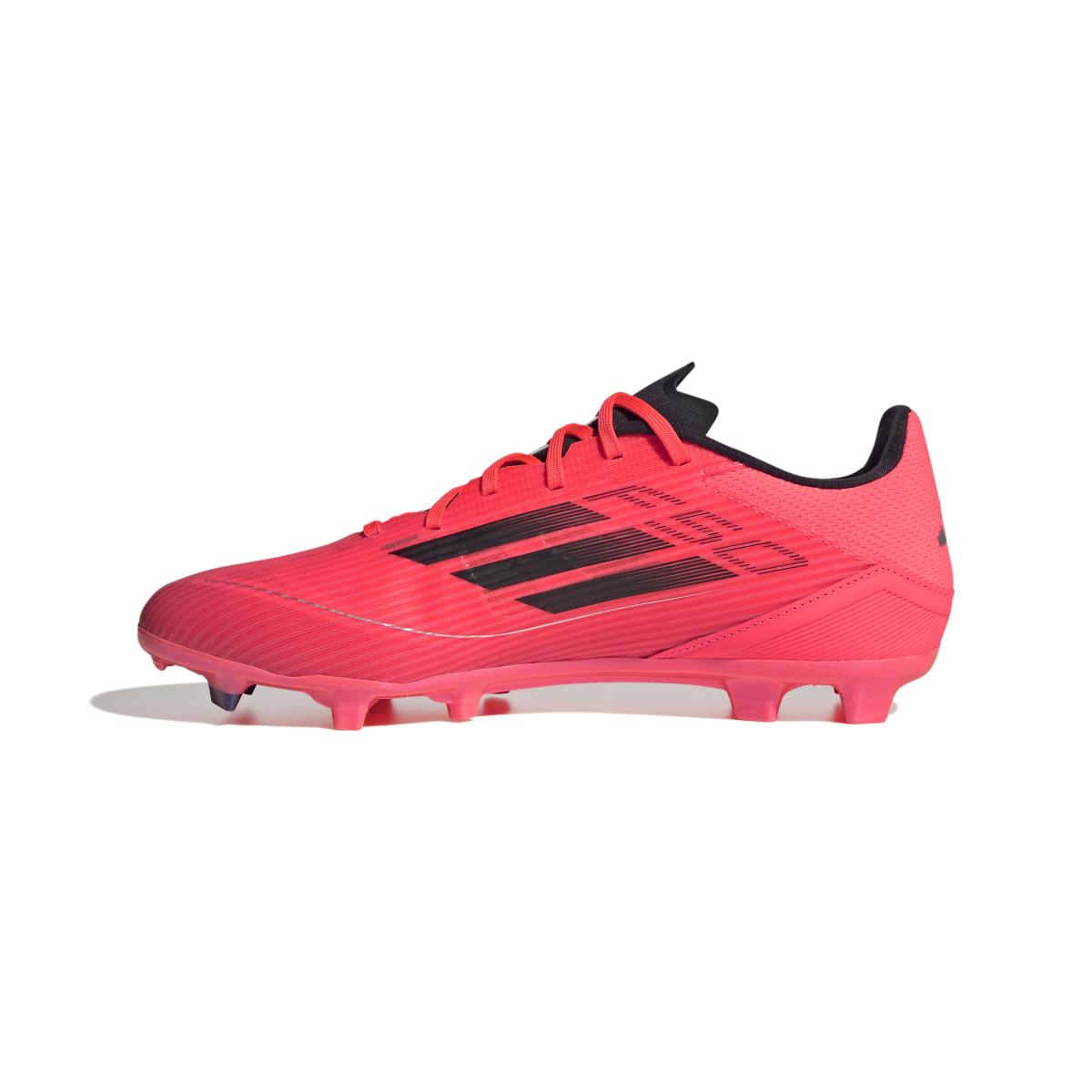 product/a/d/adidas_ie0602_4_footwear_photography_side_medial_center_view_white.jpg
