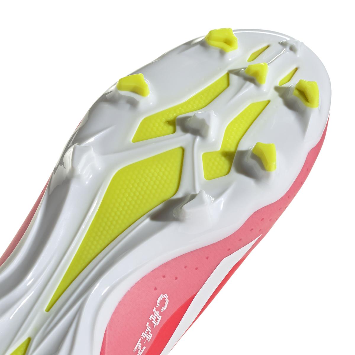 product/a/d/adidas_ie2377_8_footwear_photography_detail_view_2_white.jpg