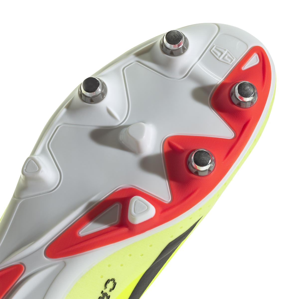 product/a/d/adidas_ie3436_7_footwear_photography_detail_view_1_white-030824x.jpg