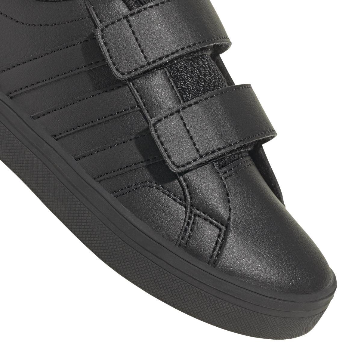 product/a/d/adidas_ie3473_9_footwear_photography_detail_view_2_white.jpg