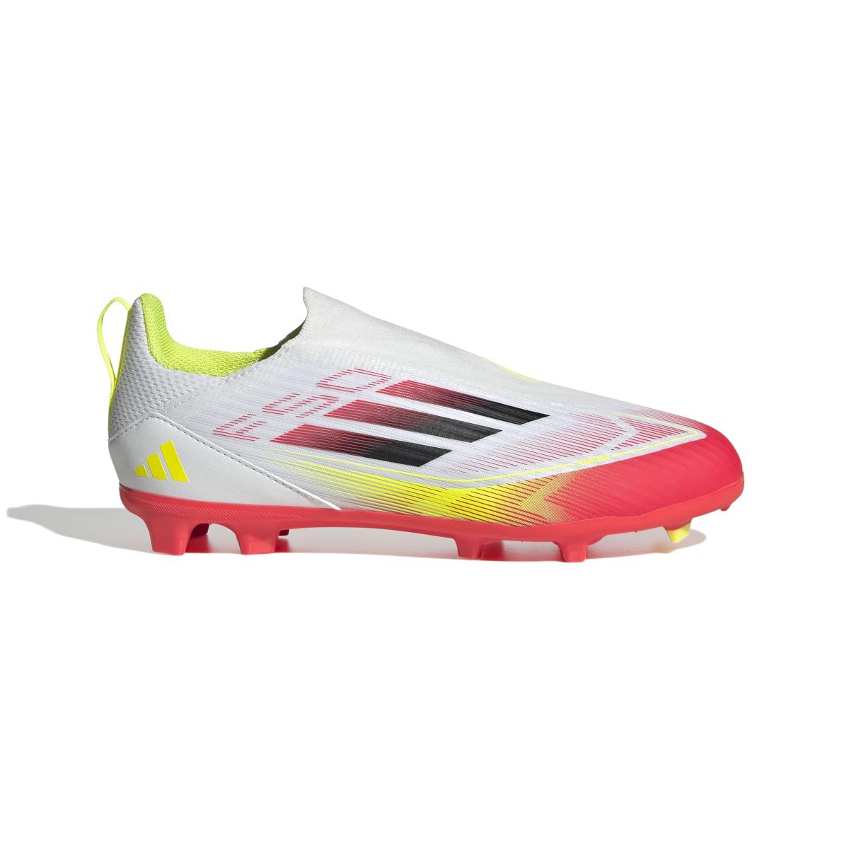product/a/d/adidas_ie3743_1_footwear_photography_side_lateral_center_view_white-nw091625.jpg