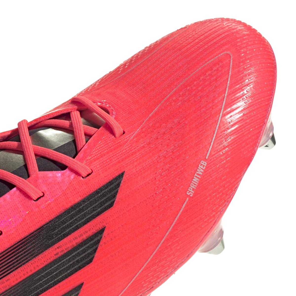 product/a/d/adidas_if1296_7_footwear_photography_detail_view_1_white.jpg