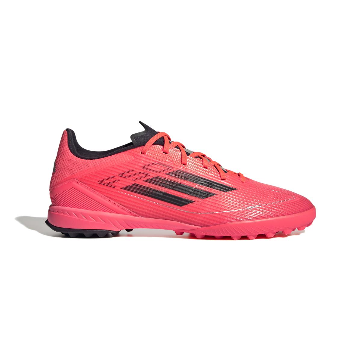 product/a/d/adidas_if1335_1_footwear_photography_side_lateral_center_view_white.jpg