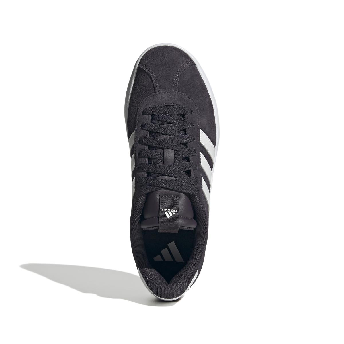 product/a/d/adidas_if4471_3_footwear_photography_top_portrait_view_white-nw110824.jpg