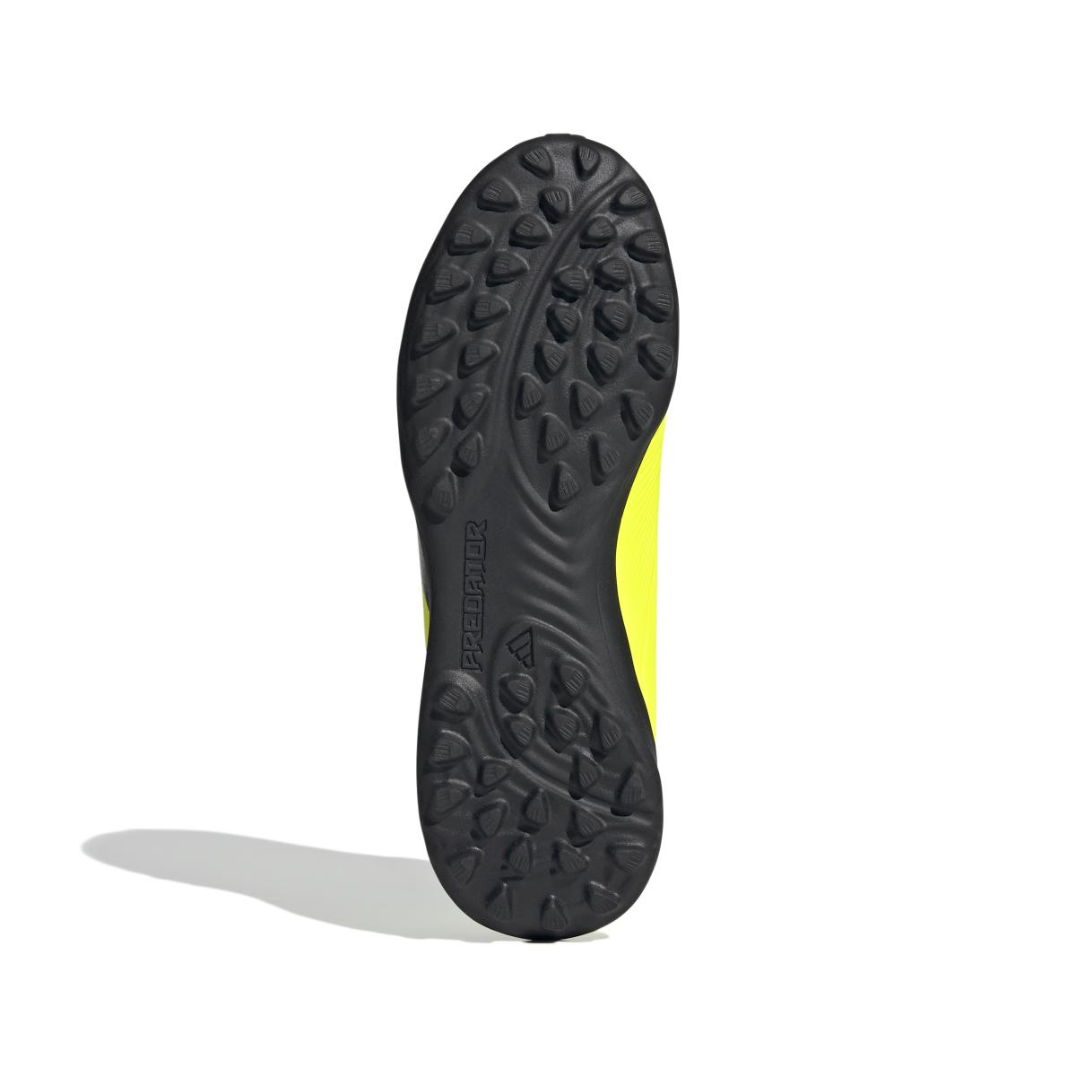 product/a/d/adidas_ig5432_3_footwear_photography_bottom_view_white-nw091625.jpg