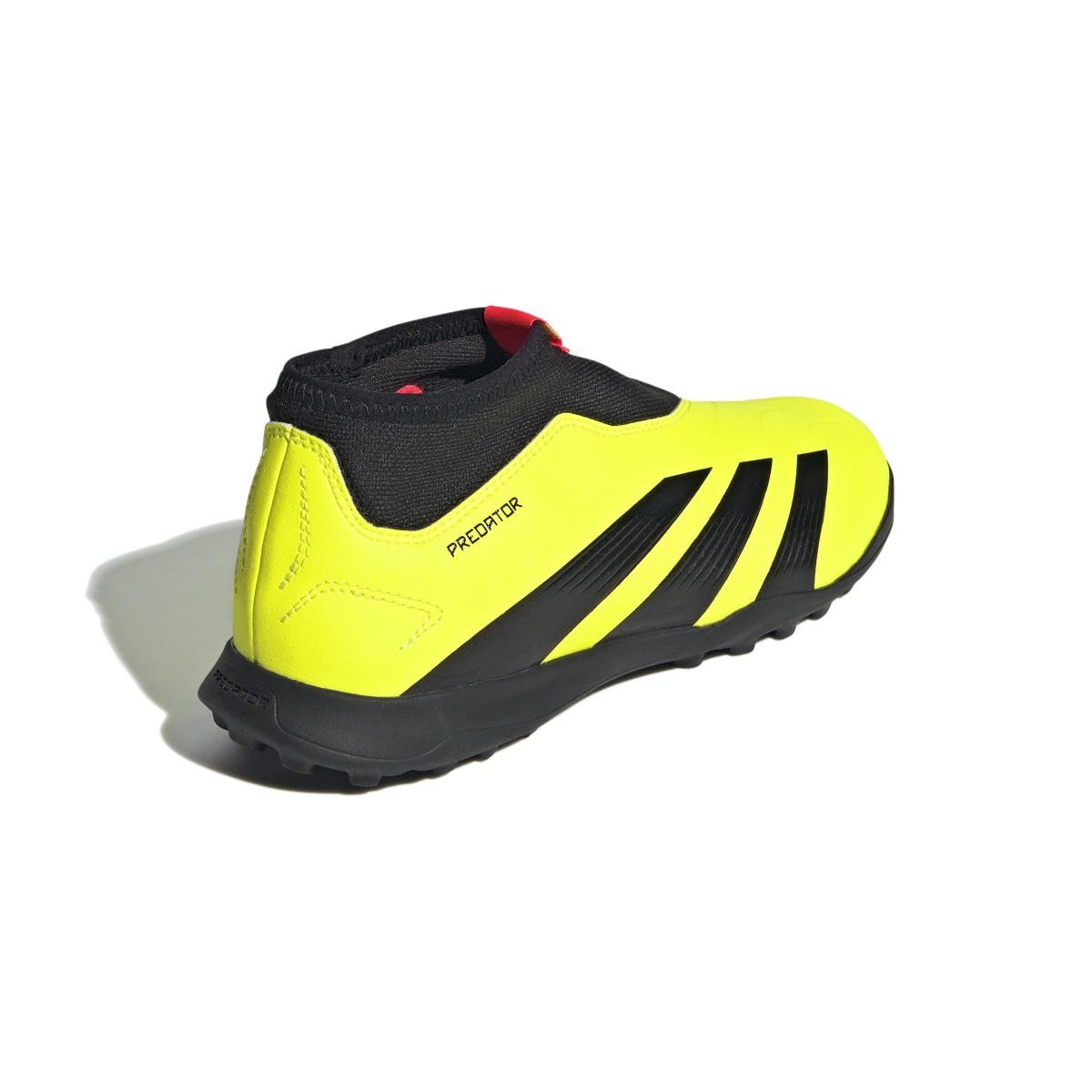 product/a/d/adidas_ig5432_6_footwear_photography_back_lateral_top_view_white-nw091625.jpg