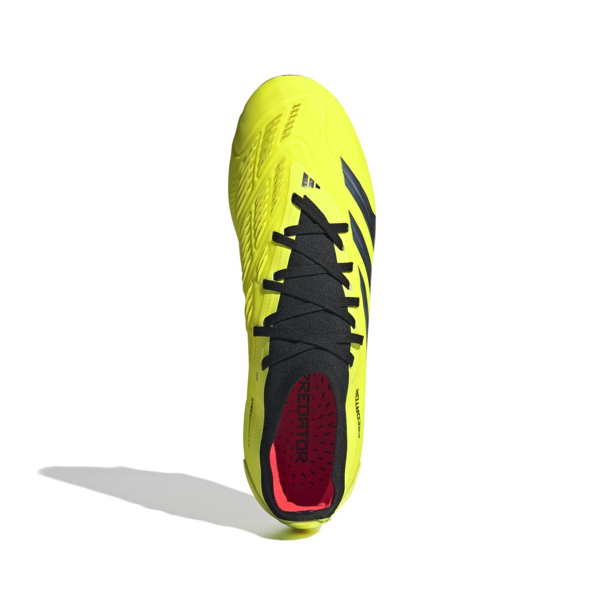 product/a/d/adidas_ig7776_2_footwear_photography_top_portrait_view_white.jpg