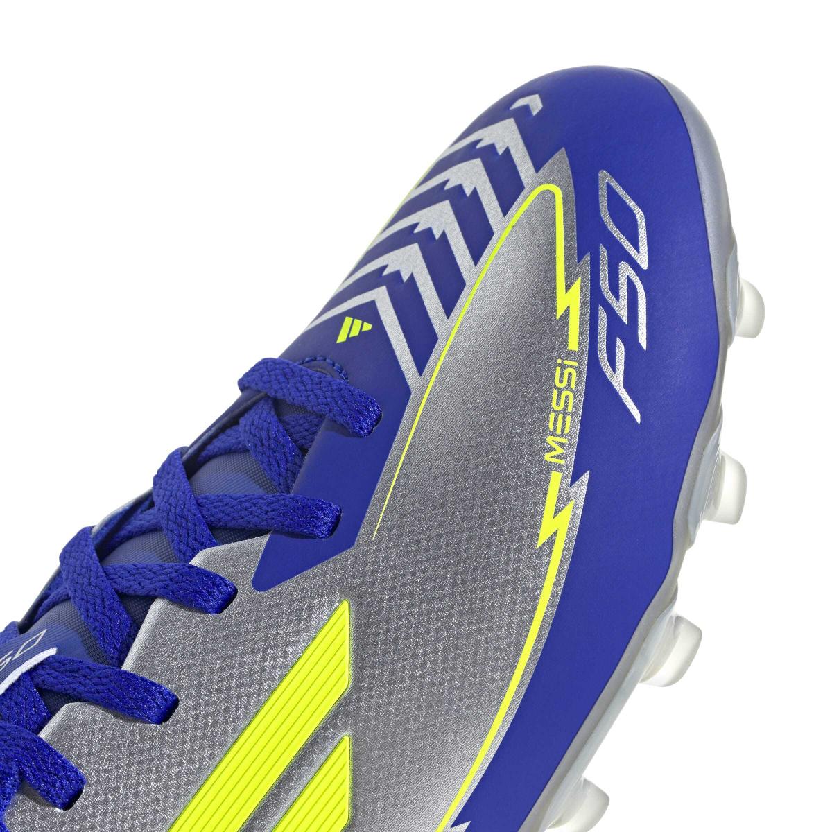 product/a/d/adidas_ih0920_8_footwear_photography_detail_view_2_white-nw091625.jpg