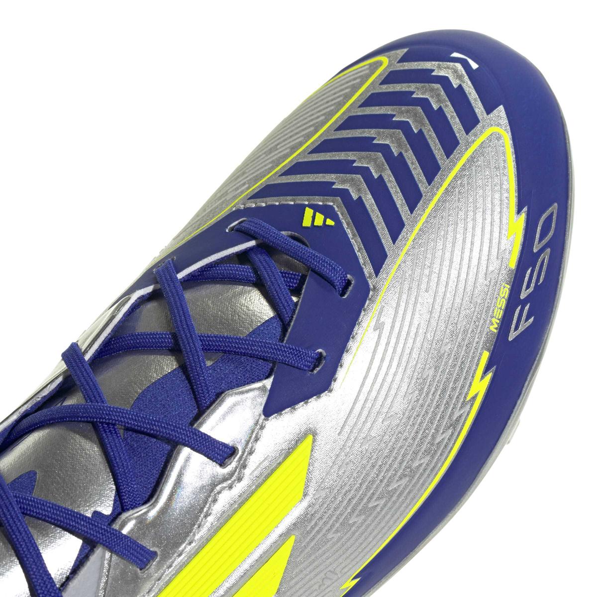 product/a/d/adidas_ih0921_7_footwear_photography_detail_view_1_white-nw091625.jpg