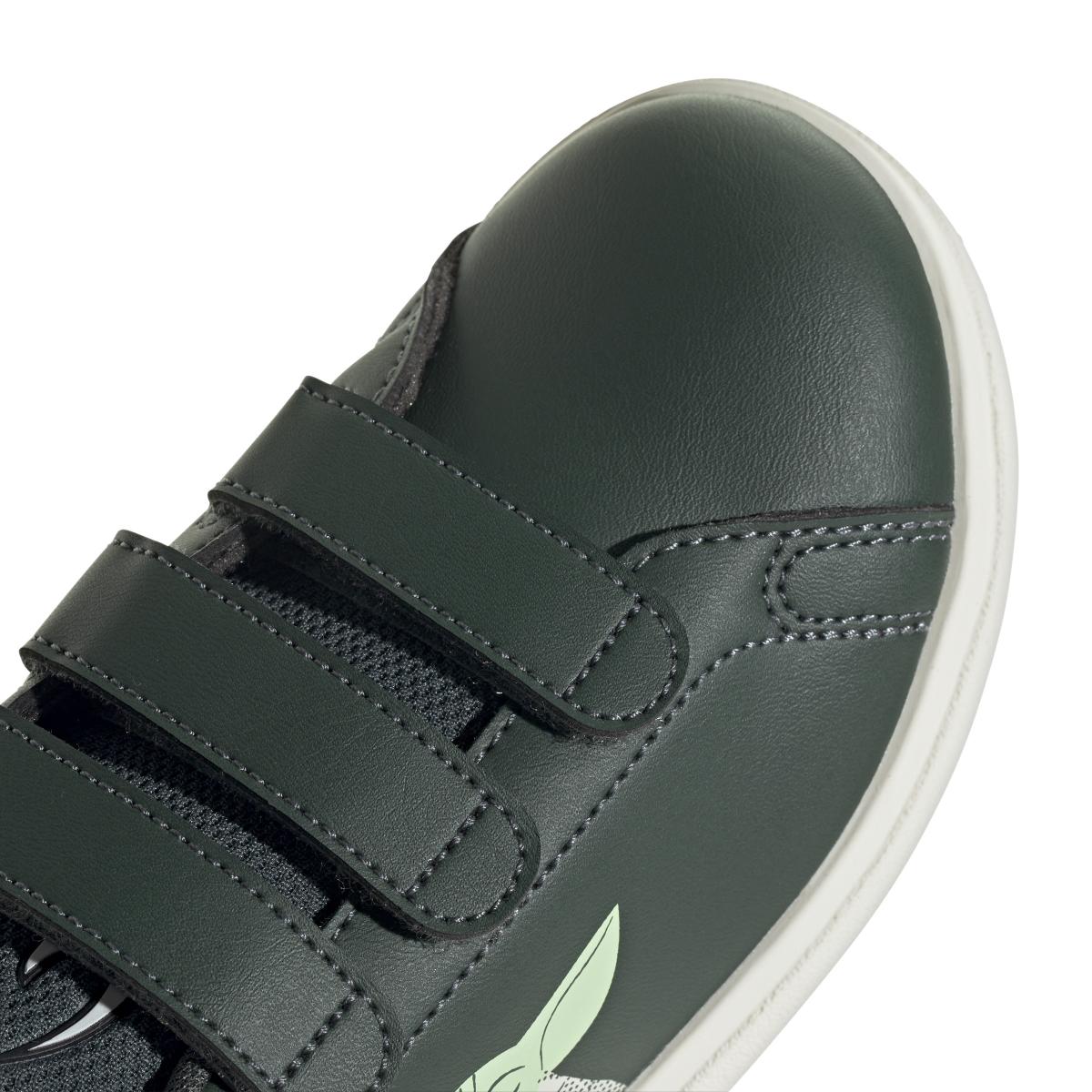 product/a/d/adidas_ih6253_9_footwear_photography_detail_view_2_white-nw091625.jpg