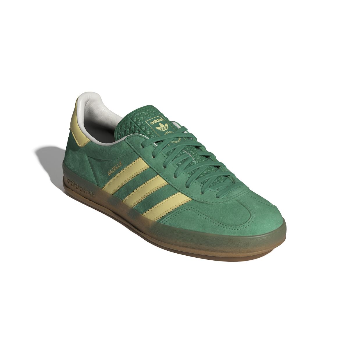 product/a/d/adidas_ih7500_6_footwear_photography_front_lateral_top_view_white.jpg