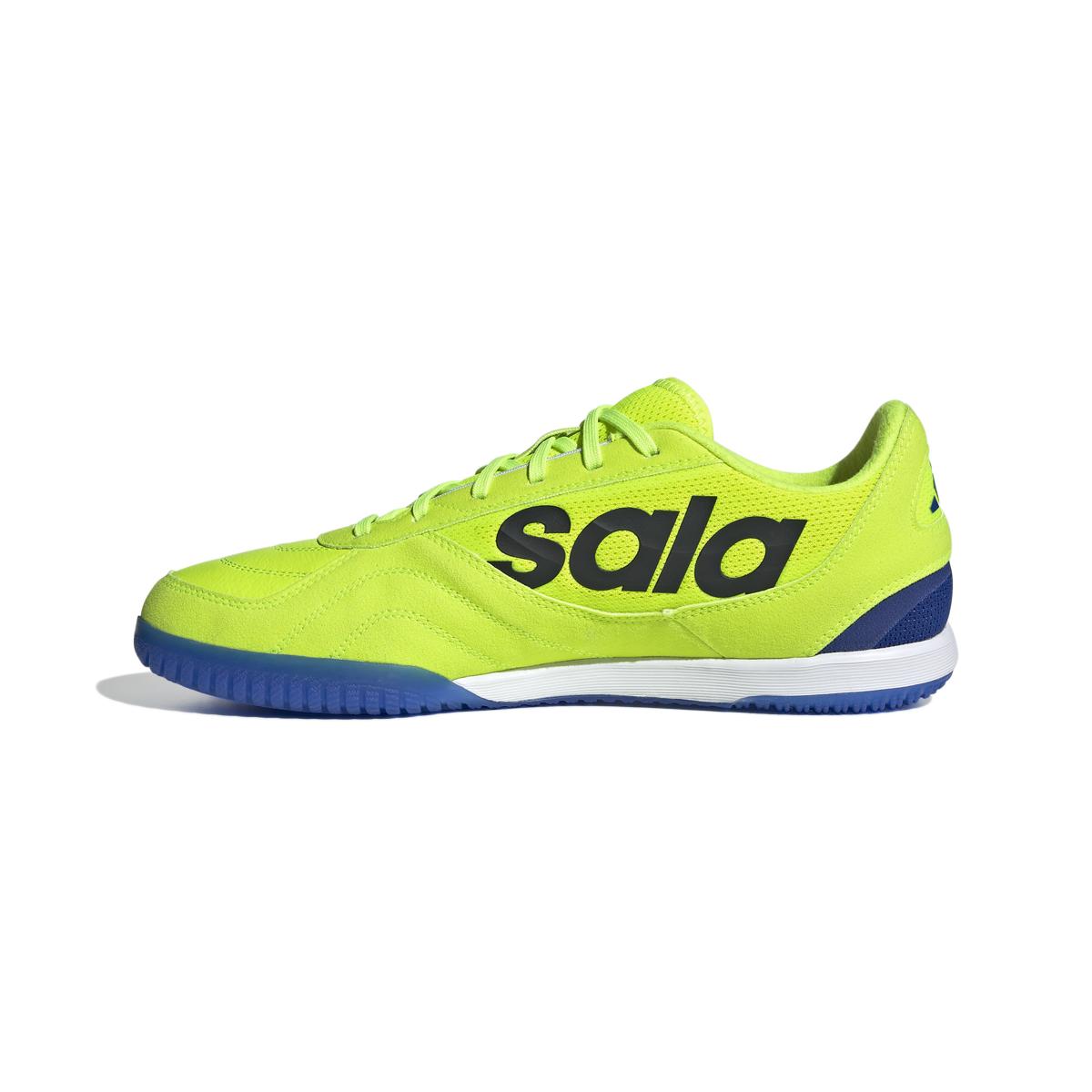 product/a/d/adidas_ih7685_4_footwear_photography_side_medial_center_view_white.jpg