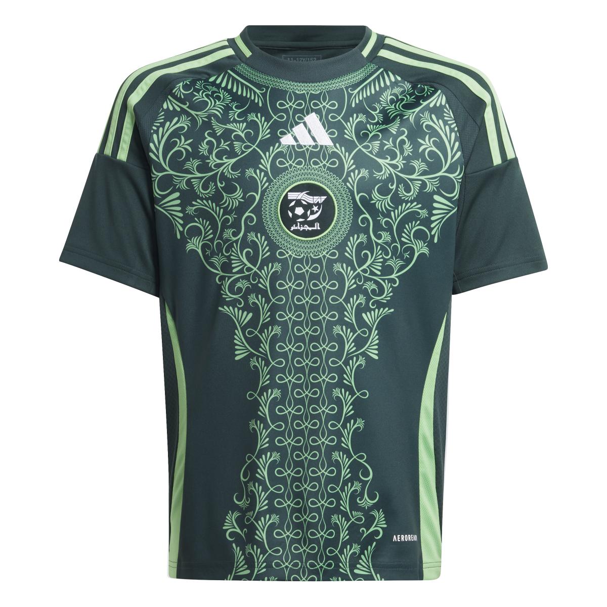 product/a/d/adidas_it2736_1_apparel_photography_front_view_white-nw100424.jpg