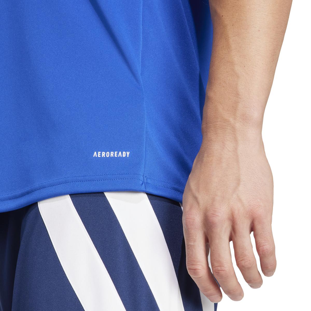 product/a/d/adidas_it5656_9_apparel_on_model_detail_view_2_white.jpg