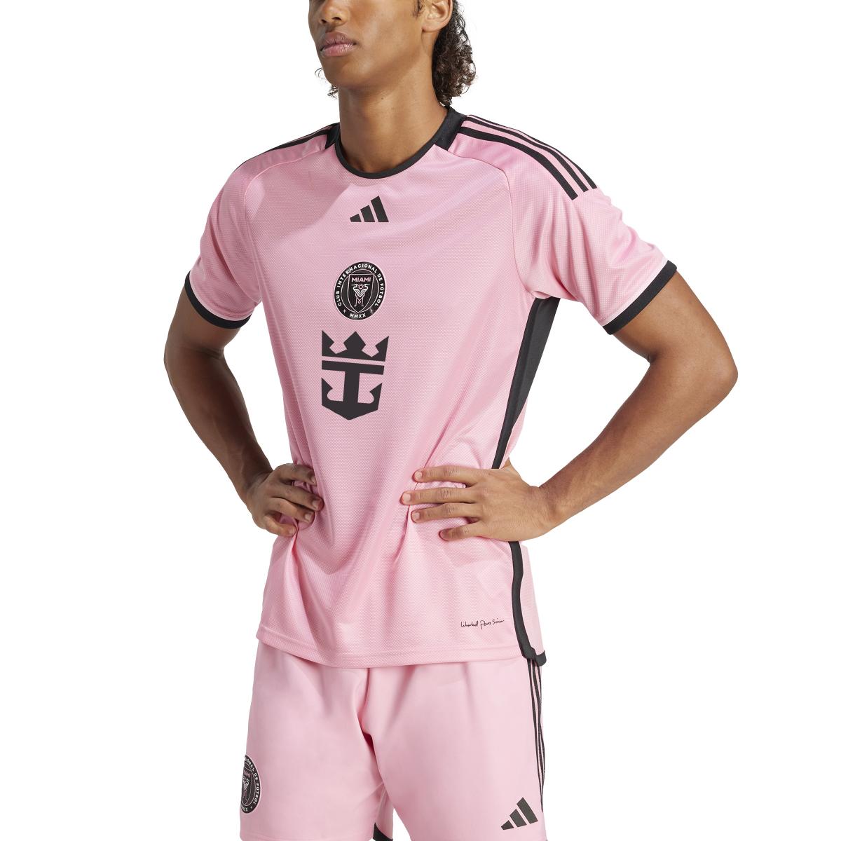 product/a/d/adidas_iu0189_5_apparel_on_model_front_view_white.jpg
