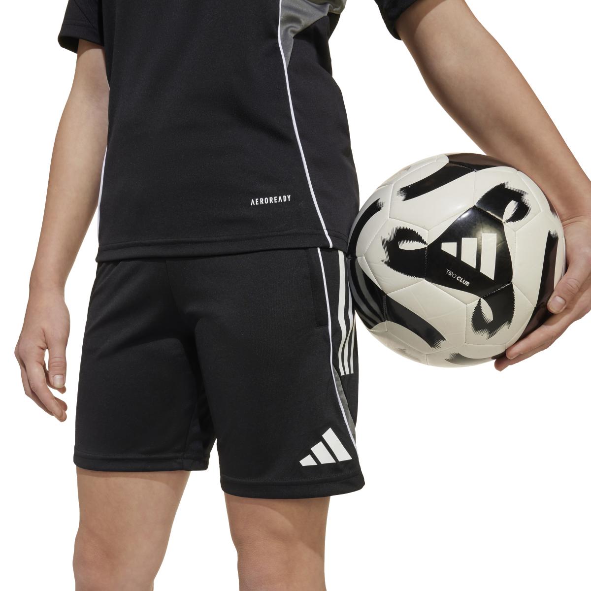 product/a/d/adidas_iw0443_black-tegrfo_5.jpg