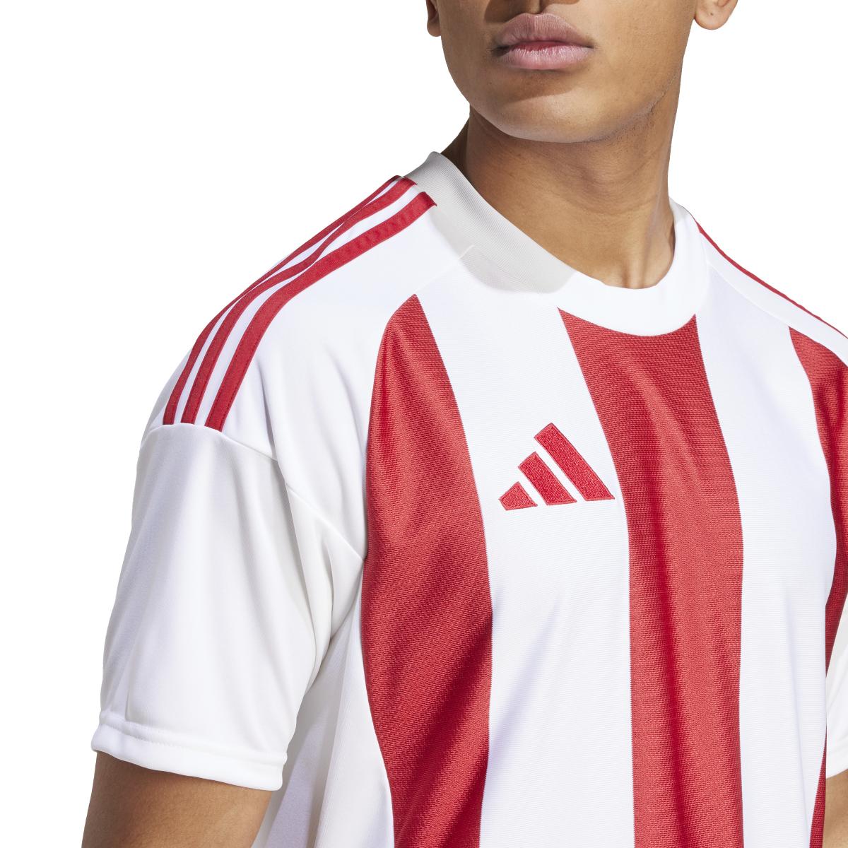 product/a/d/adidas_iw2142_9_apparel_on_model_detail_view_1_white-nw032624.jpg