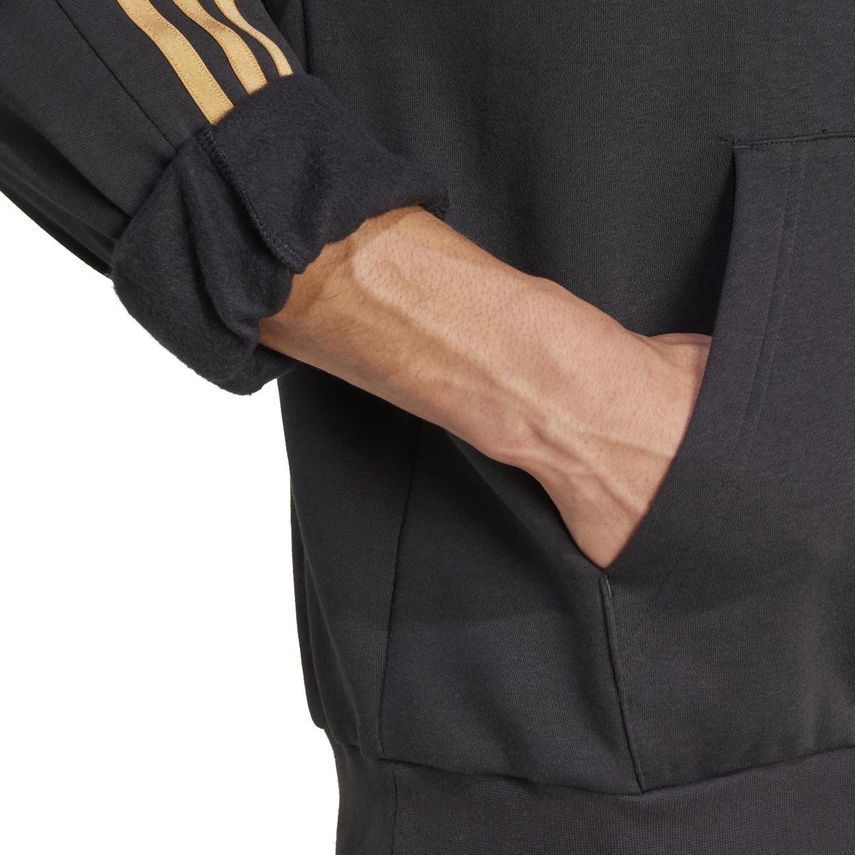 product/a/d/adidas_iw8869_7_apparel_on_model_detail_view_1_white.jpg