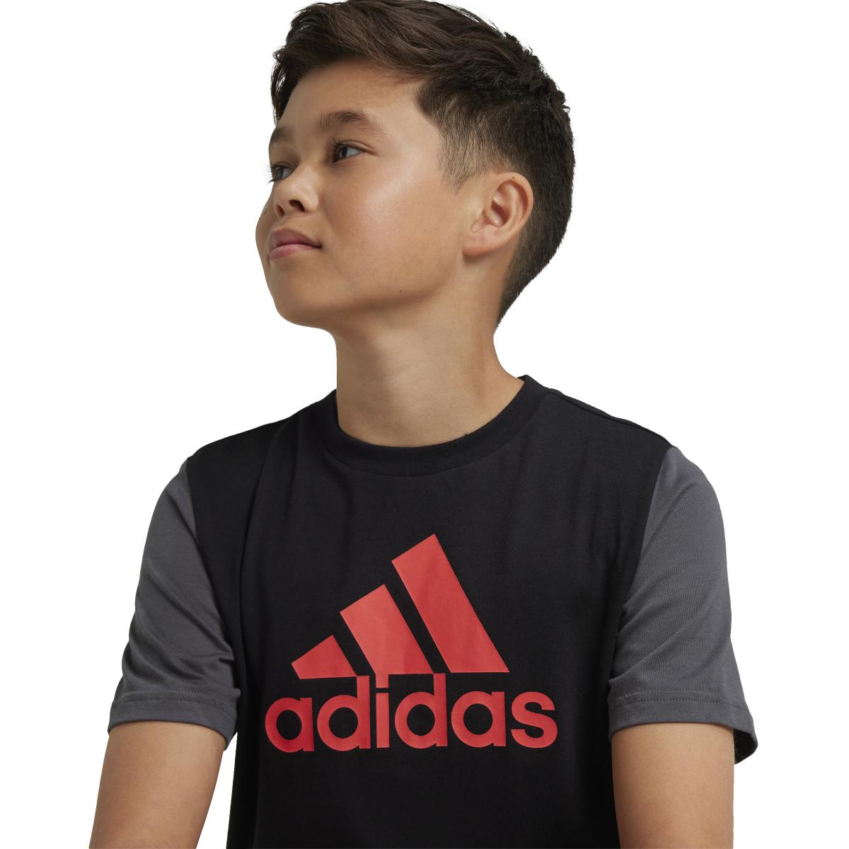 product/a/d/adidas_ix9514_6_apparel_on_model_detail_view_1_white.jpg
