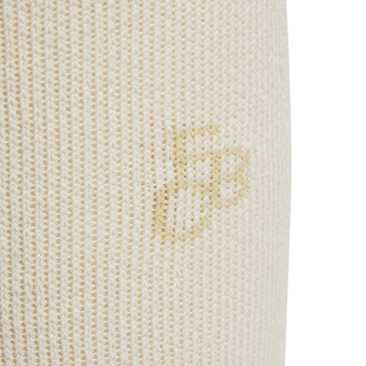 product/a/d/adidas_iz3136_2_hardware_photography_detail_view_1_white.jpg