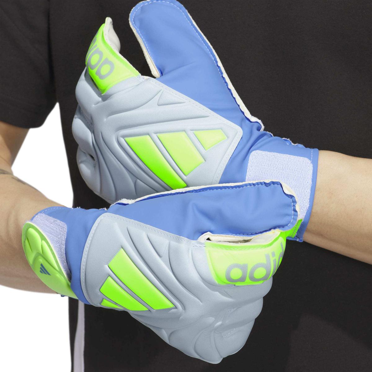 product/a/d/adidas_jh3790_7_hardware_on_model_detail_view_1_white.jpg