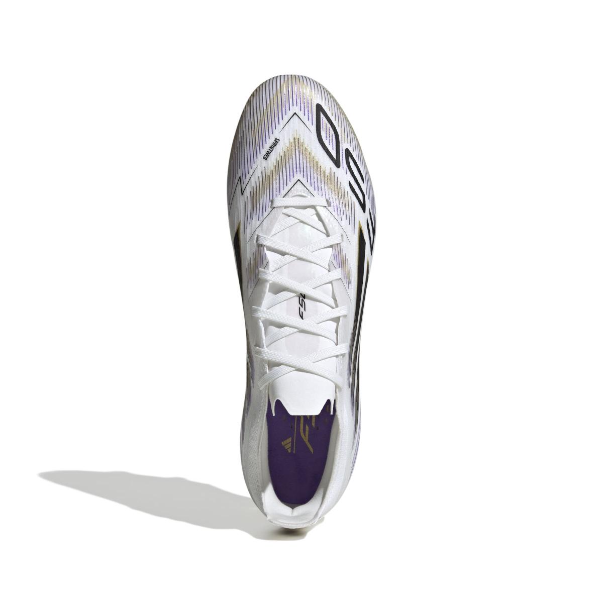 product/a/d/adidas_jh7686_2_footwear_photography_top_portrait_view_white.jpg