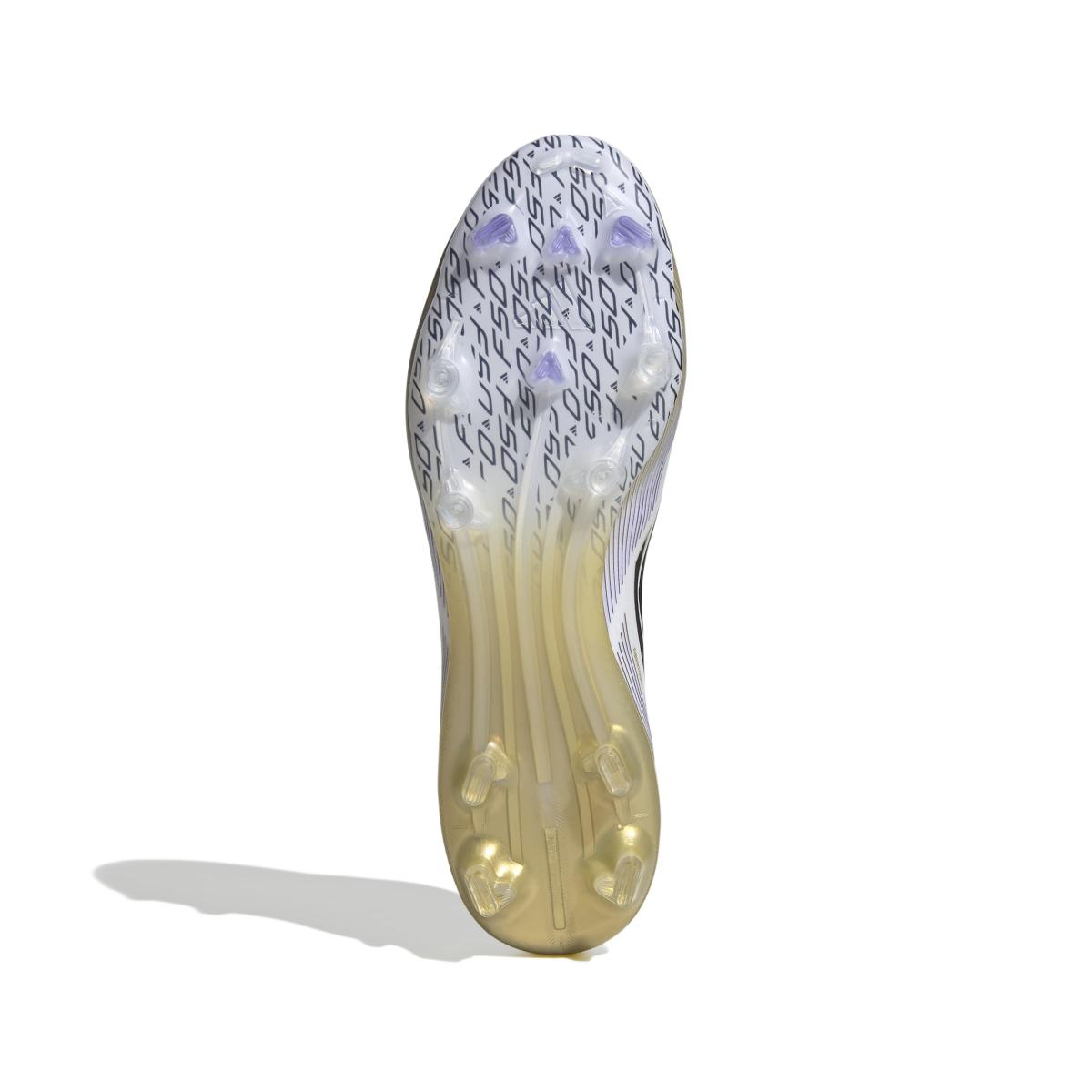 product/a/d/adidas_jh7686_3_footwear_photography_bottom_view_white.jpg