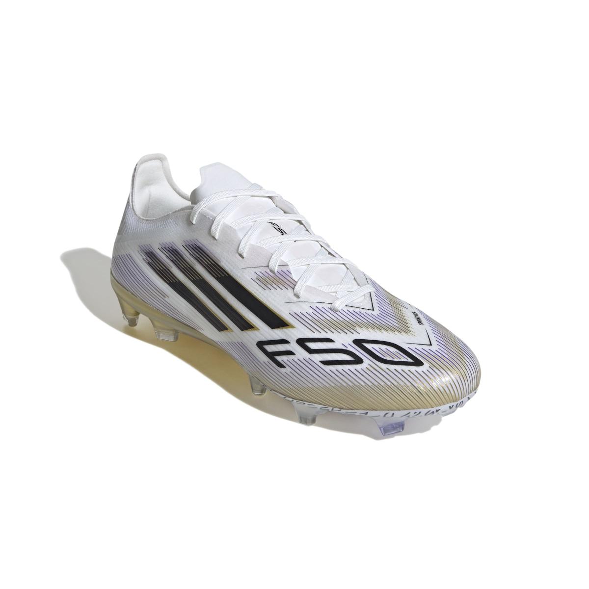 product/a/d/adidas_jh7686_5_footwear_photography_front_lateral_top_view_white.jpg