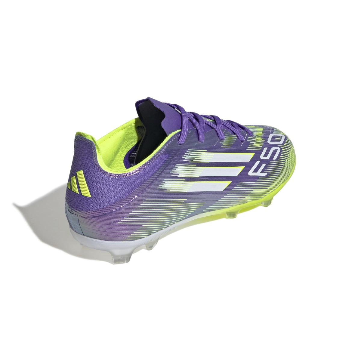 product/a/d/adidas_jh7714_6_footwear_photography_back_lateral_top_view_white-nw091625.jpg