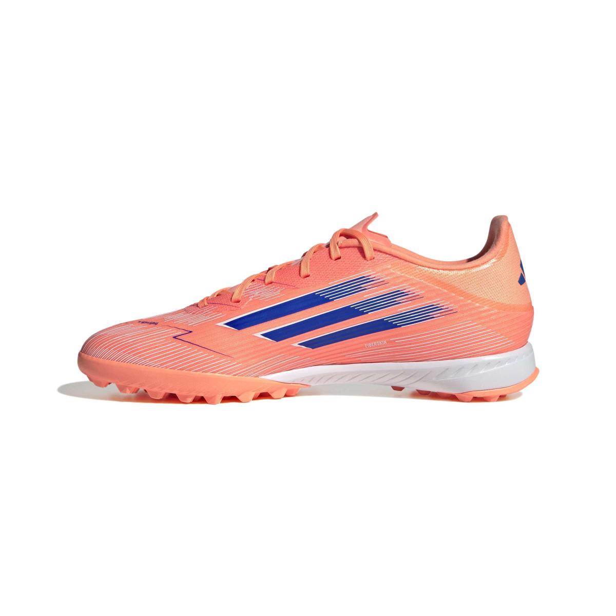 product/a/d/adidas_jh7723_4_footwear_photography_side_medial_center_view_white-nw091625.jpg